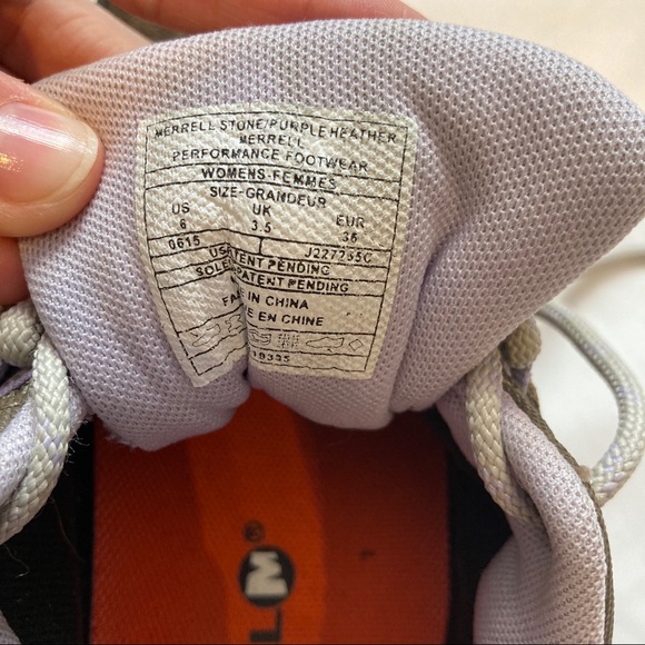 Merrell Women’s hiking outdoor shoes - Picture 6 of 7